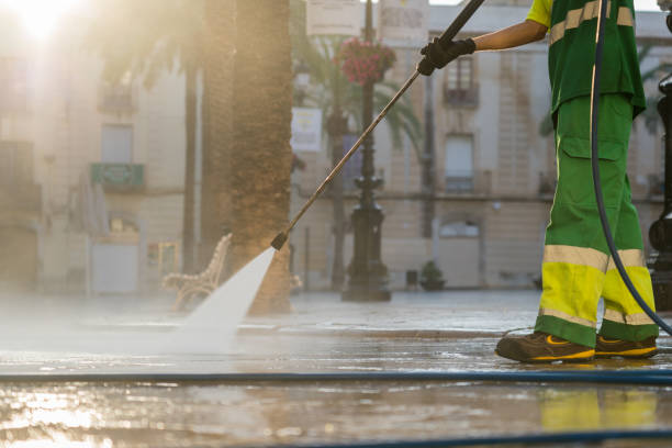 Best Residential Pressure Washing Services  in Lincoln Center, KS